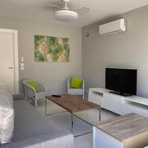 apartamento-recien-reformado-al-lado-de-la-playa.es-andalucia.com/