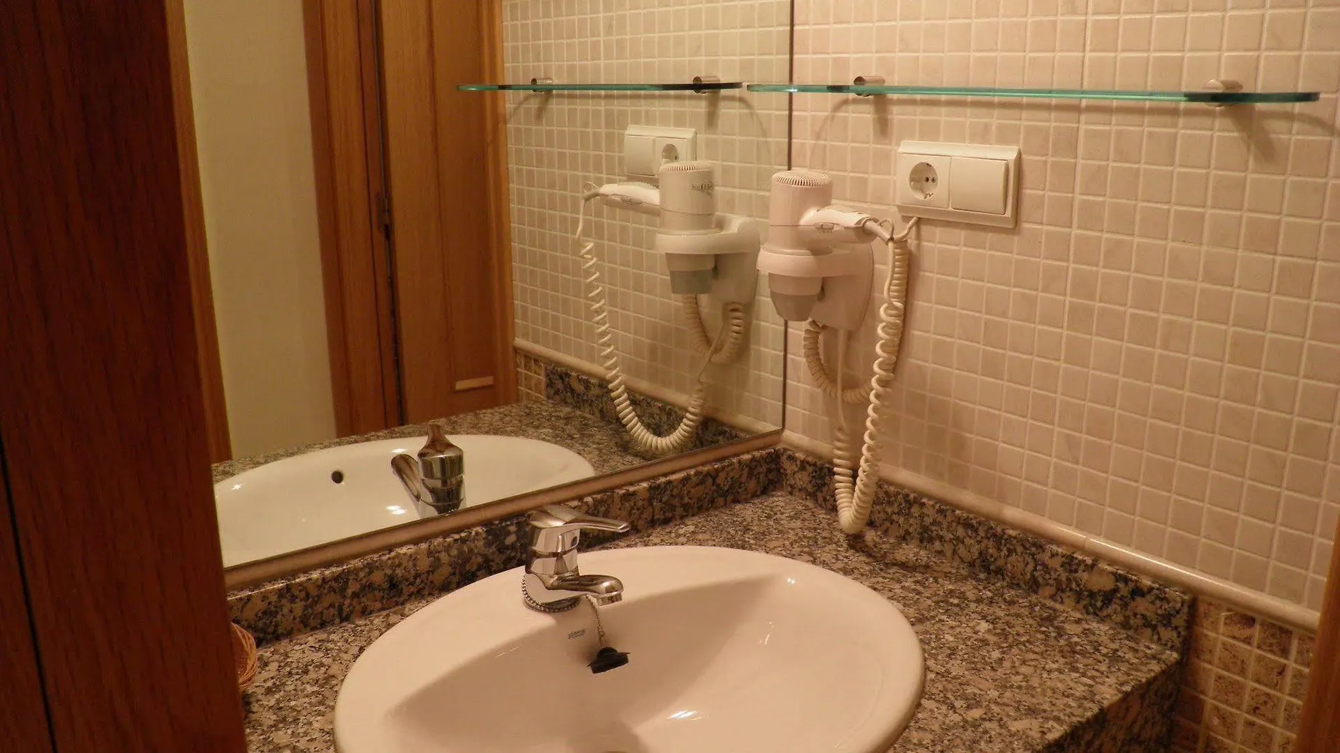 Apartment Apartaments St. Jordi Comtal Barcelona